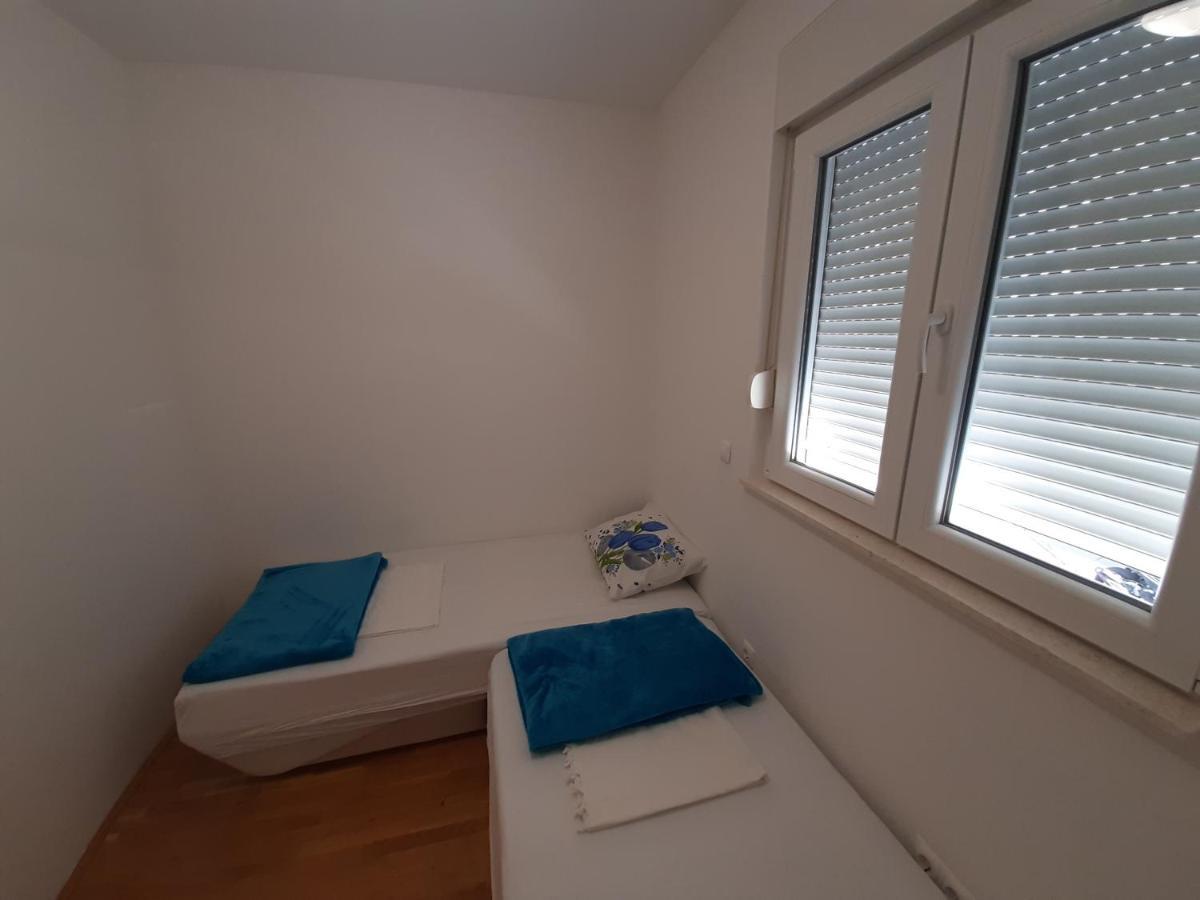 Apartman U Centru Makarske Makarska Exteriör bild