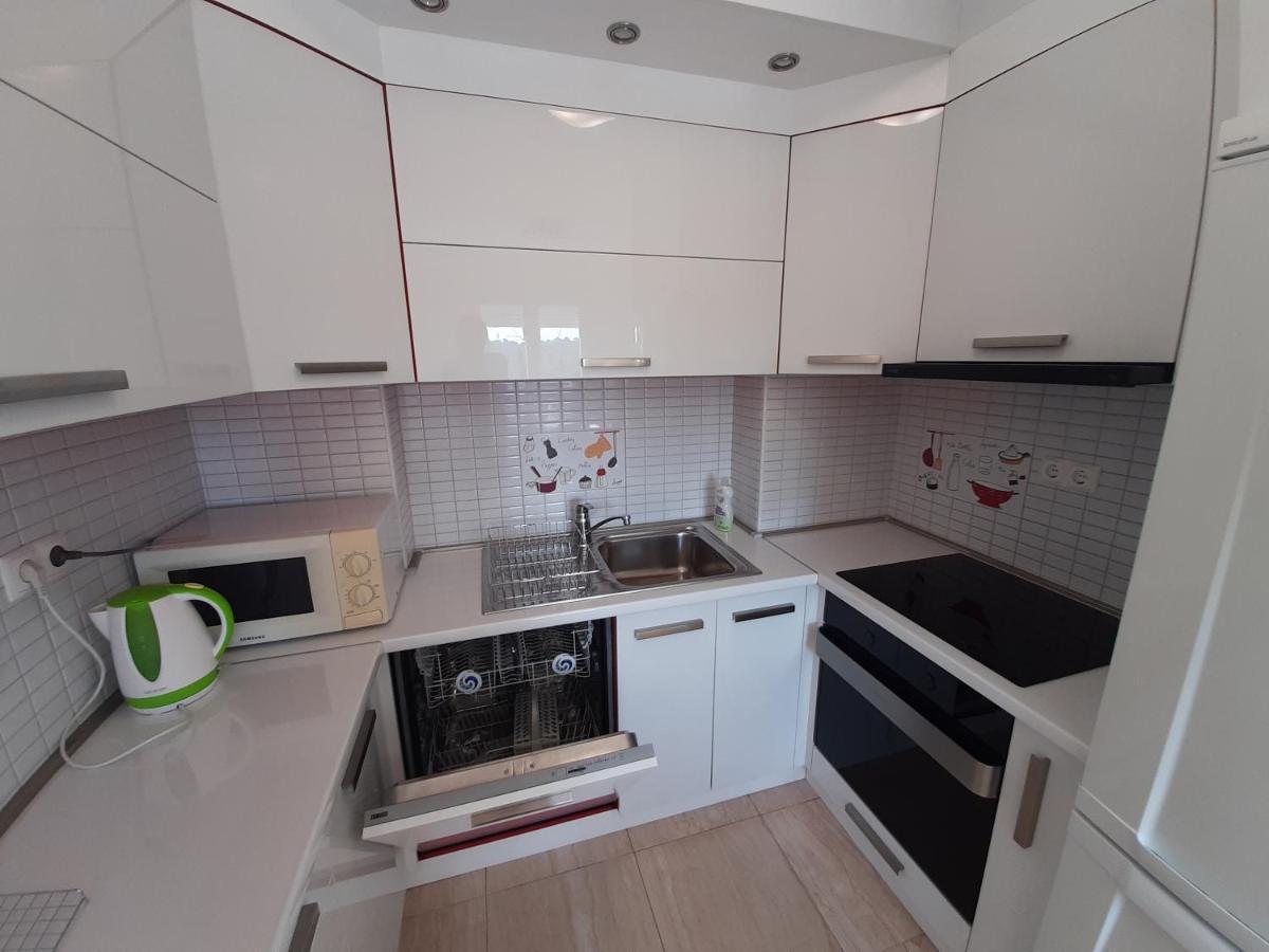 Apartman U Centru Makarske Makarska Exteriör bild