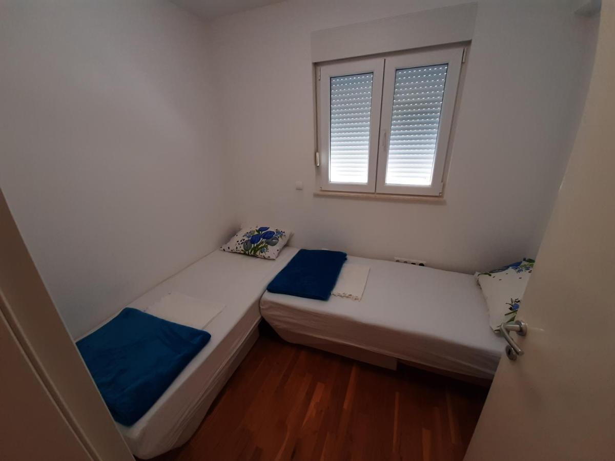 Apartman U Centru Makarske Makarska Exteriör bild